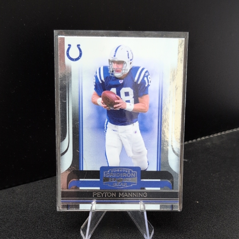 Peyton Manning Donruss Gridiron Gear 2006 Football Card